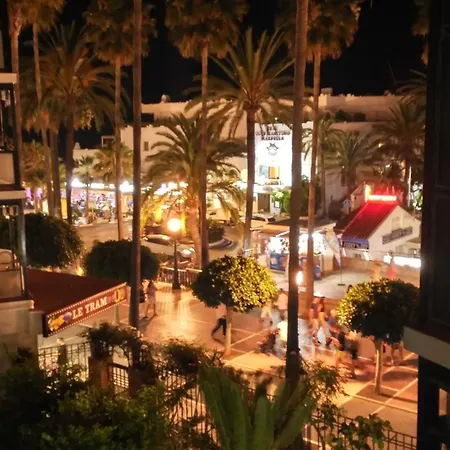 Puerto Deportivo アパート *