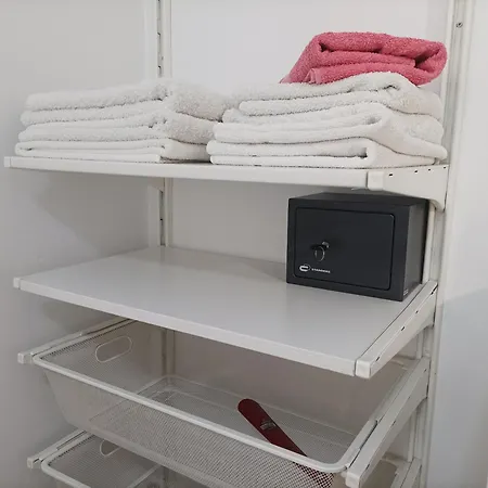 Puerto Deportivo Apartment *